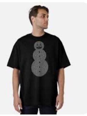 Salem Merch Black Short-Sleeve Rhinestone Snowman Graphic Tee. NEW Medium